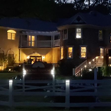 Stone Manor Boutique Inn Britain Extérieur photo
